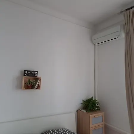 Asboth 14 Apartment *